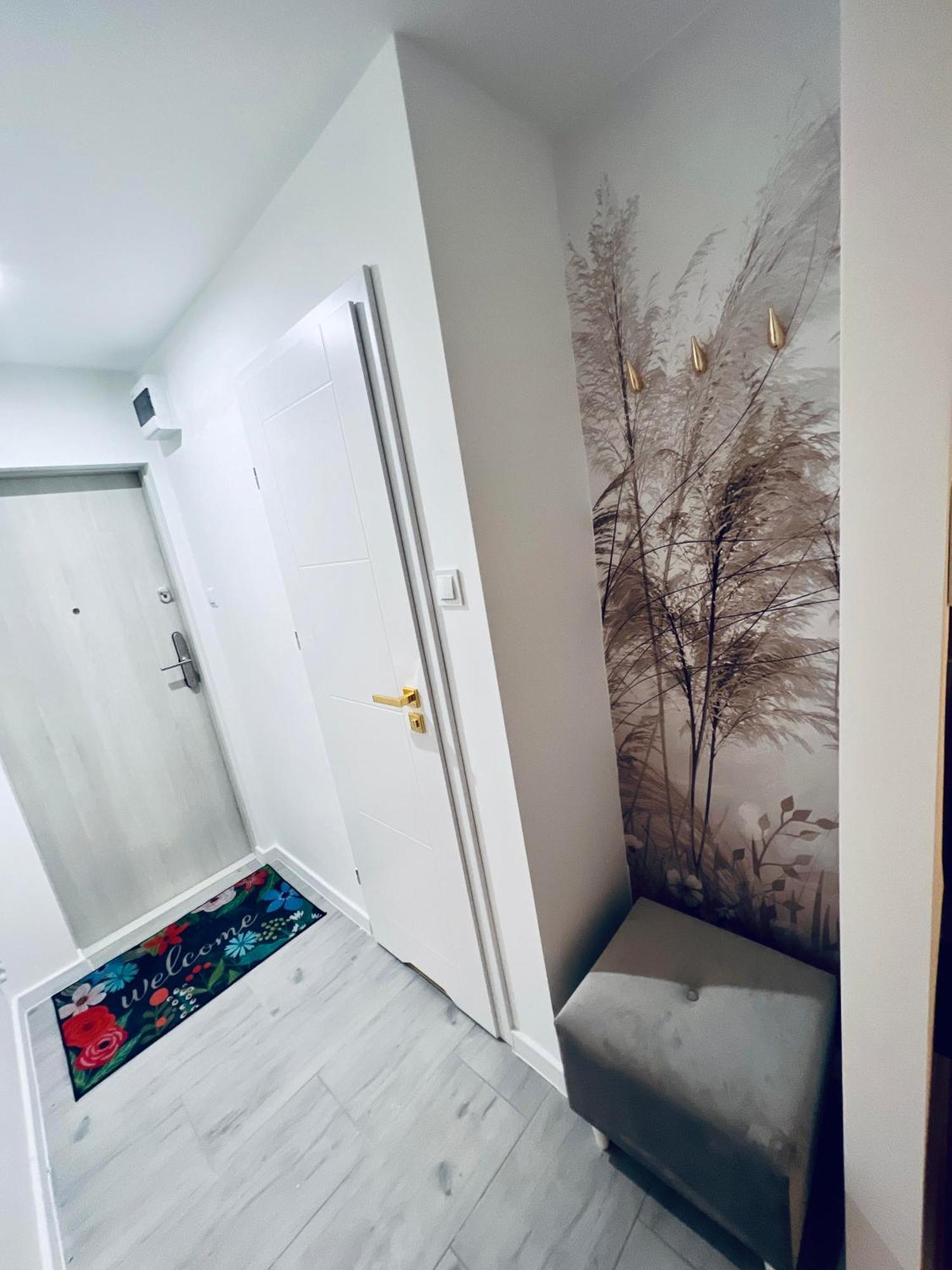 Apartament Happy Place Family & Business Targi Kielce Kültér fotó